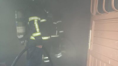 Hatay’ın Payas ilçesinde bir evde çıkan yangına, itfaiye ekipleri müdahale