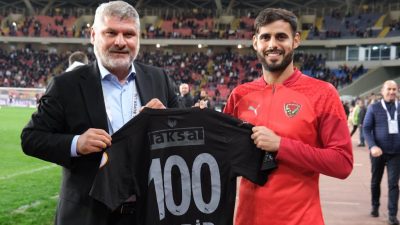 Atakaş Hatayspor’un orta saha oyuncusu Fas asıllı Rayane Aabid, 100.