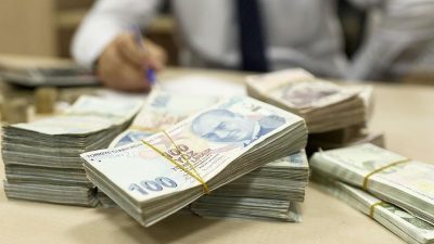Türkiye'nin 5 yıllık kredi risk primi, mayıs ayındaki 700 baz
