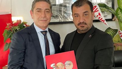 Defne’de CHP’den Belediye başkan aday adayı olan Selahattin künefeci seçmene