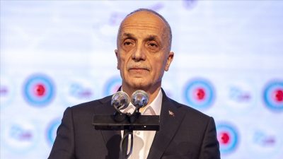 Türk-İş Başkanı Ergün Atalay asgari ücrete tek zam yapılmasının gerçekçi