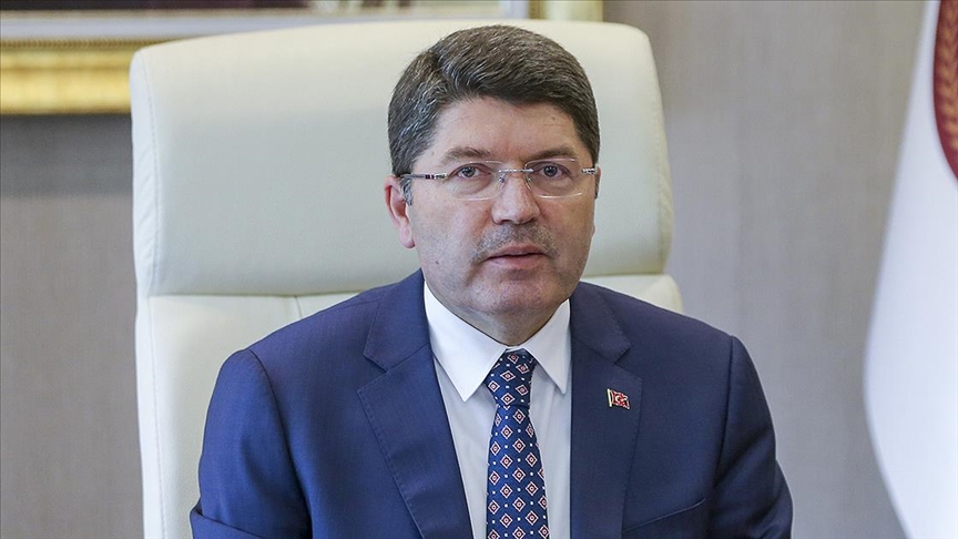 Adalet Bakanı Yımaz Tunç hazırlanan yargı paketi ile ilgili açıklamalarda