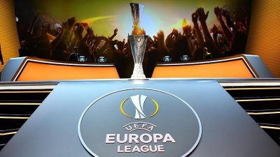 UEFA Türk hakemleri Avrupa Ligi maçları için görevlendirdi. UEFA’dan yapılan