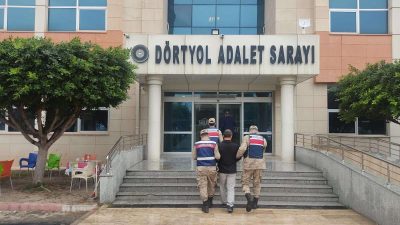 Hatay’ın Dörtyol ilçesinde, uyuşturucu ticareti suçundan kesinleşmiş hapis cezası bulunan