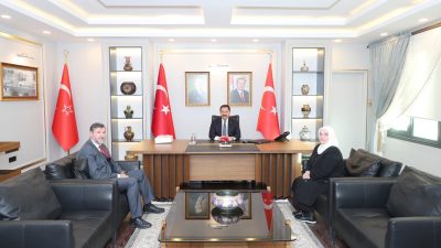 Hatay Valisi Mustafa Masatlı, bugün Diyanet İşleri Başkanlığı Eğitim Hizmetleri