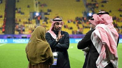 Süper Lig şampiyonu Galatasaray ile Türkiye Kupası’nda şampiyonu Fenerbahçe dün