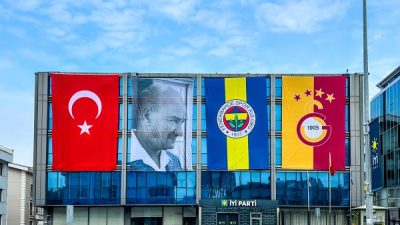 İYİ Parti genel merkezi alışılmadık bir uygulamaya imza attı. Suudi