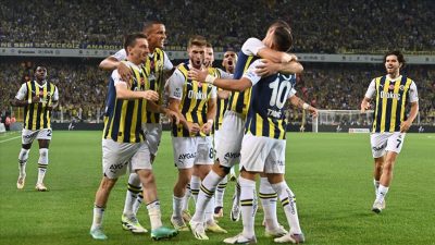Fenerbahçe bugün Sivasspor ile karşılaşacak. Trendyol Süper Lig’in 14. haftasında