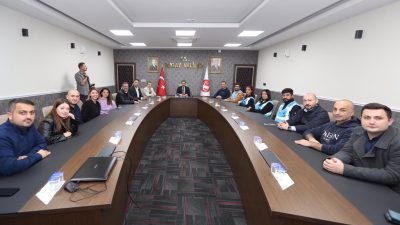 Hatay Valisi Mustafa Masatlı, QNB Leasing CEO'su Osman Taş ve