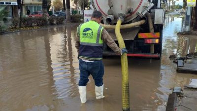 Hatay Büyükşehir Belediyesi, daha önce sağanak yağışlarda oluşan deniz taşkını