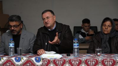 Başkan Savaş, ‘’İlçe belediyelerini çöpleri toplamaları konusunda bir kez daha