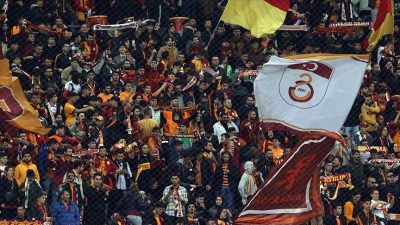 İstanbul valiliği Fenerbahçe ve Galatasaray arasında oynanacak mücadelede deplasman seyircisinin