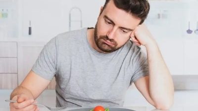 Klinik olarak iştahsızlık ya da farklı bir deyişle iştah azlığı,