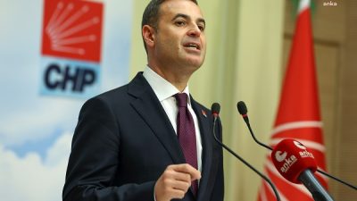 CHP Eski Genel Başkan Yardımcısı ve Balıkesir Milletvekili Ahmet Akın,