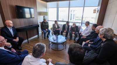 Cumhuriyet Halk Partisi Genel Başkanı Özgür Özel, pazartesi günü TBMM