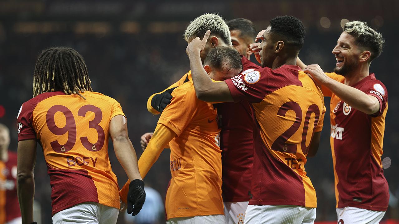 Galatasaray yine rekor kırdı