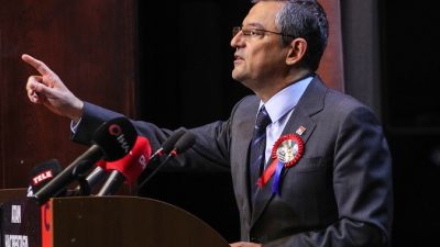 Cumhuriyet Halk Partisi Genel Başkanı Özgür Özel, Nevşehir’de Hacıbektaş Belediyesi’ni