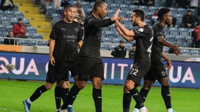 Hatayspor Mersin’de kendi sahasında Antalyaspor ile oynadığı karşılaşmada 3-3 berabere