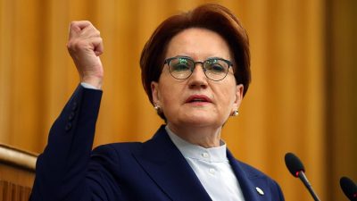 İYİ Parti Genel Başkanı Meral Akşener  Türkiye’nin acı günlerden geçtiğini
