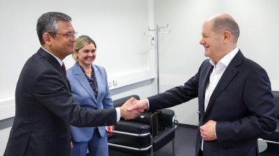 Genel Başkan seçildikten sonra ilk ziyaretini Kuzey Kıbrıs Türk Cumhuriyeti’ne