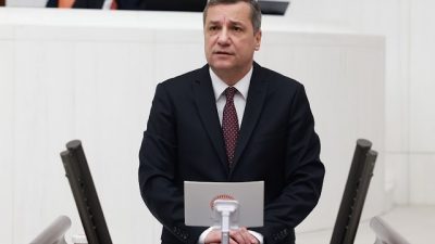 CHP Çanakkale Milletvekili Özgür Ceylan, Millî Savunma Bakanı Yaşar Güler’in