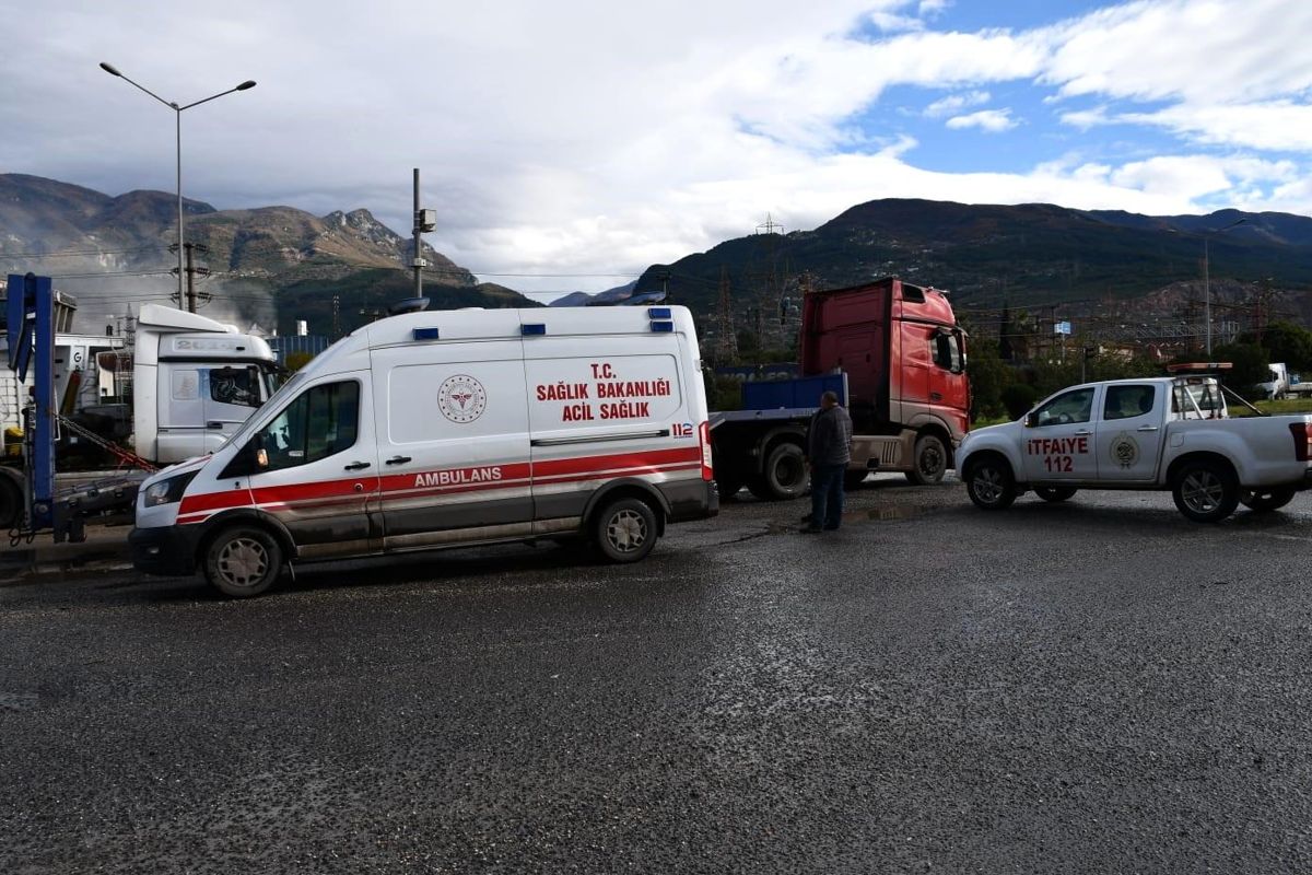 Hatay’da tır çarpması yine can aldı