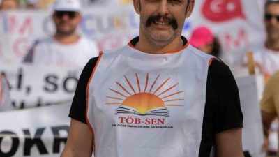 Öğretmen kuruluşu Tüm Öğretmenler birliği Sendikası genel başkanı Deniz Ezer,