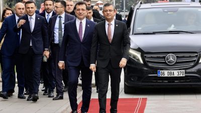 CHP Lideri Özgür Özel, siyasette 24 saatin çok uzun olduğunu