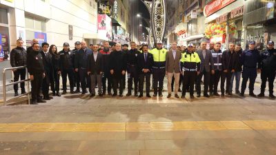 Hatay’ın İskenderun ilçesinde polis ekipleri, yeni yıla görevleri başında girdiler.