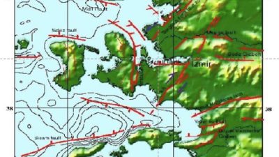 Yer bilimci uzman Prof. Övgün Ahmet Ercan, Ege Denizi açıklarında
