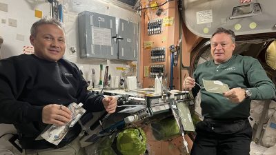 Türkiye’nin ilk astronotu Alper Gezeravcı, X sosyal medya hesabından Lopez-Alegria