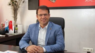 Samandağ Belediye Başkanı Av. Refik Eryılmaz, Samandağ Belediyesi çalışanları ve