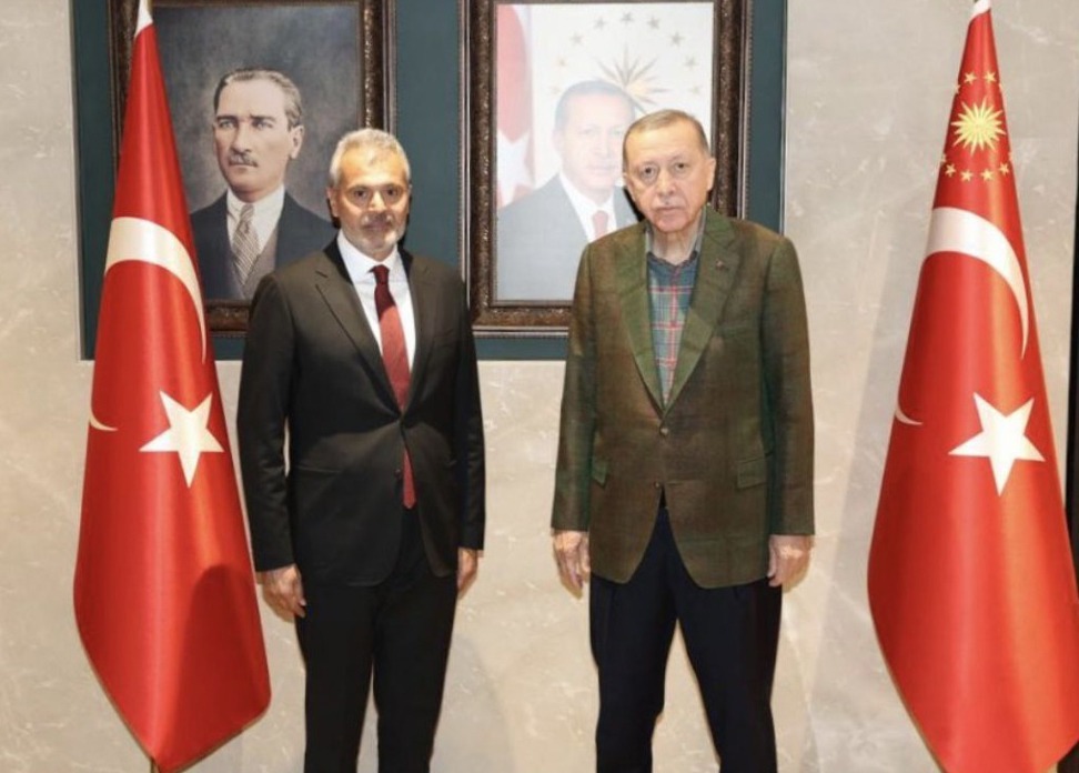 AKP’nin HBB adayı Öntürk yeni il başkanı Erdoğan oldu