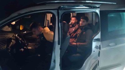 Hatay’da ülkeye kaçak yollarla giriş yapan 10 Suriye uyruklu göçmen