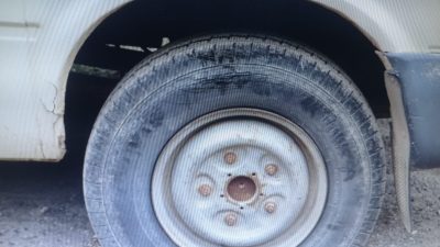 İskenderun’da park halindeki araçların lastiğini şişleyerek zarar veren iki kişi