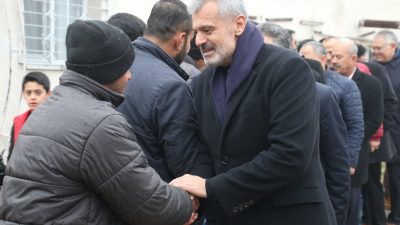 Hatay’ın Reyhanlı ilçesinde gerçekleşen mahalle ziyaretleri kapsamında AK Parti Hatay