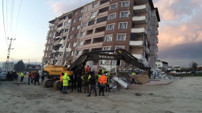 Hatay’da 6 Şubat 2023’teki ilk depremde 9 kişinin hayatını kaybettiği