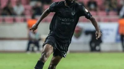 Hatayspor’un forvet oyuncularından Lamkel Ze Fransa ekibi Metz’e transfer oldu