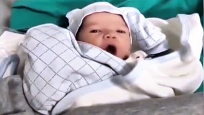 Sağlık Bakanı Fahrettin Koca, Hatay Defne Devlet Hastanesinde yeni yılın