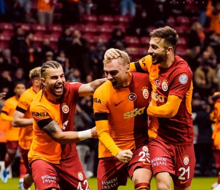 Galatasaray, sahasında konuk ettiği