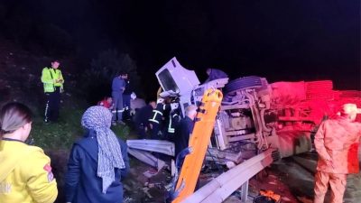 Hatay’ın Belen İlçesi’nde meydana gelen trafik kazasında, bir kişi yaralandı.