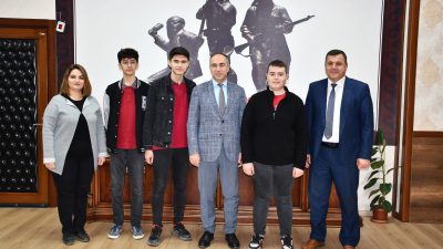 Hatay'ın Dörtyol ilçesinde yer alan Dörtyol Süleyman Demirel Anadolu lisesi,