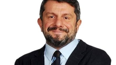 Hatay Büyükşehir Belediye Başkanı Lütfü Savaş, milletvekilliği düşürülen Can Atalay