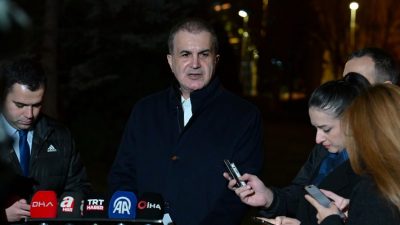 AKP Genel Başkan Yardımcısı Ömer Çelik, partisinin il ve ilçe