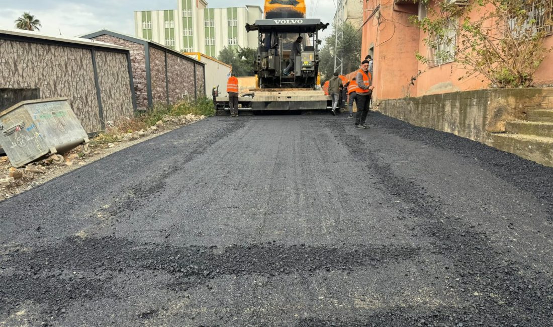 İskenderun Belediye Başkanı Fatih Tosyalı, şehir genelinde içme suyu ana