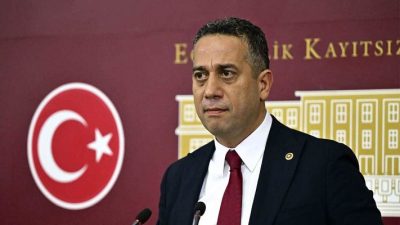 CHP Grup Başkanvekili Ali Mahir Başarır10 Kasım’da kılınan cuma namazında