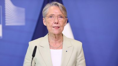 Fransa Başbakanı Elisabeth Borne’un istifa ettiği bildirildi., Elysee Sarayı’ndan yapılan
