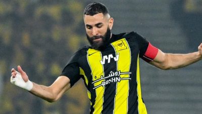 Fransız futbolcu Karim Benzema, kendisine, iki öğretmenin ölümüyle ilgili bağ