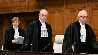 İsrail’in aylardır Gazze’yi bombalaması üzerine Güney Afrika Cumhuriyeti “Gazze’de soykırım