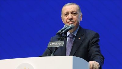 Cumhurbaşkanı Recep Tayyip Erdoğan, Ankara ilçe belediye başkan adaylarını açıkladı.